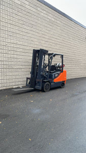 DOOSAN LPG 8000 LBS. FORKLIFT