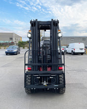 Load image into Gallery viewer, Brand New LPG Forklift outdoor 5500 lbs ELF FL25T-NJX2