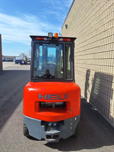 HELI DIESEL 7000 LBS. OUTDOOR FORKLIFT