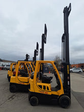 Load image into Gallery viewer, HYSTER FORKLIFTS LPG 4000-5000 LBS.