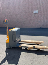 Load image into Gallery viewer, BRAND NEW ELECTRIC WALKIE 4500 LBS.