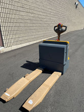 Load image into Gallery viewer, BRAND NEW ELECTRIC WALKIE 4500 LBS.