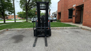 TOYOTA ELECTRIC 4000 LBS. 3 WHEELER