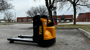 Yale 4500 LBS. ELECTRIC PALLETJACK/WALKIE