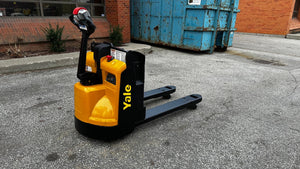 Yale 4500 LBS. ELECTRIC PALLETJACK/WALKIE