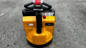 Yale 4500 LBS. ELECTRIC PALLETJACK/WALKIE