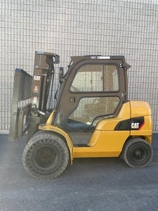 CAT DIESEL 8000 LBS. OUTDOOR DUALLY FORKLIFT WITH CAB