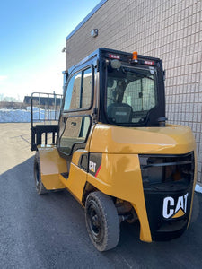 CAT DIESEL 8000 LBS. OUTDOOR DUALLY FORKLIFT WITH CAB