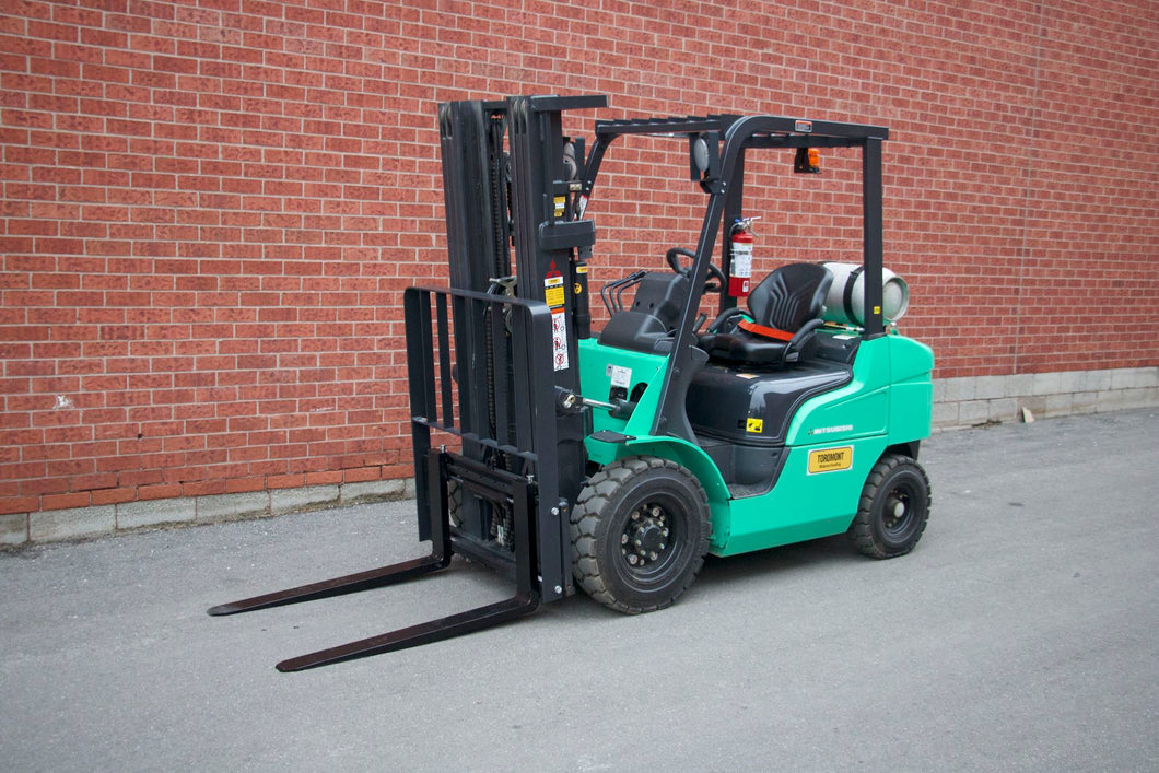 Brand-New Mitsubishi FG25N Outdoor Forklift with 5000 LBS Capacity